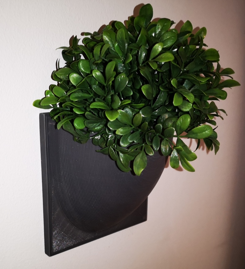 Vertical Wall Mounted Plant or things holder