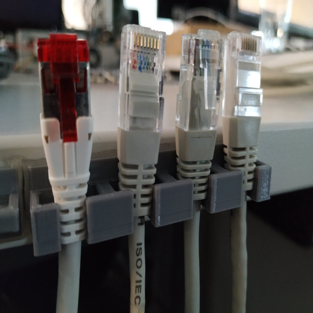 UTP - RJ45 - Network Cable Holder