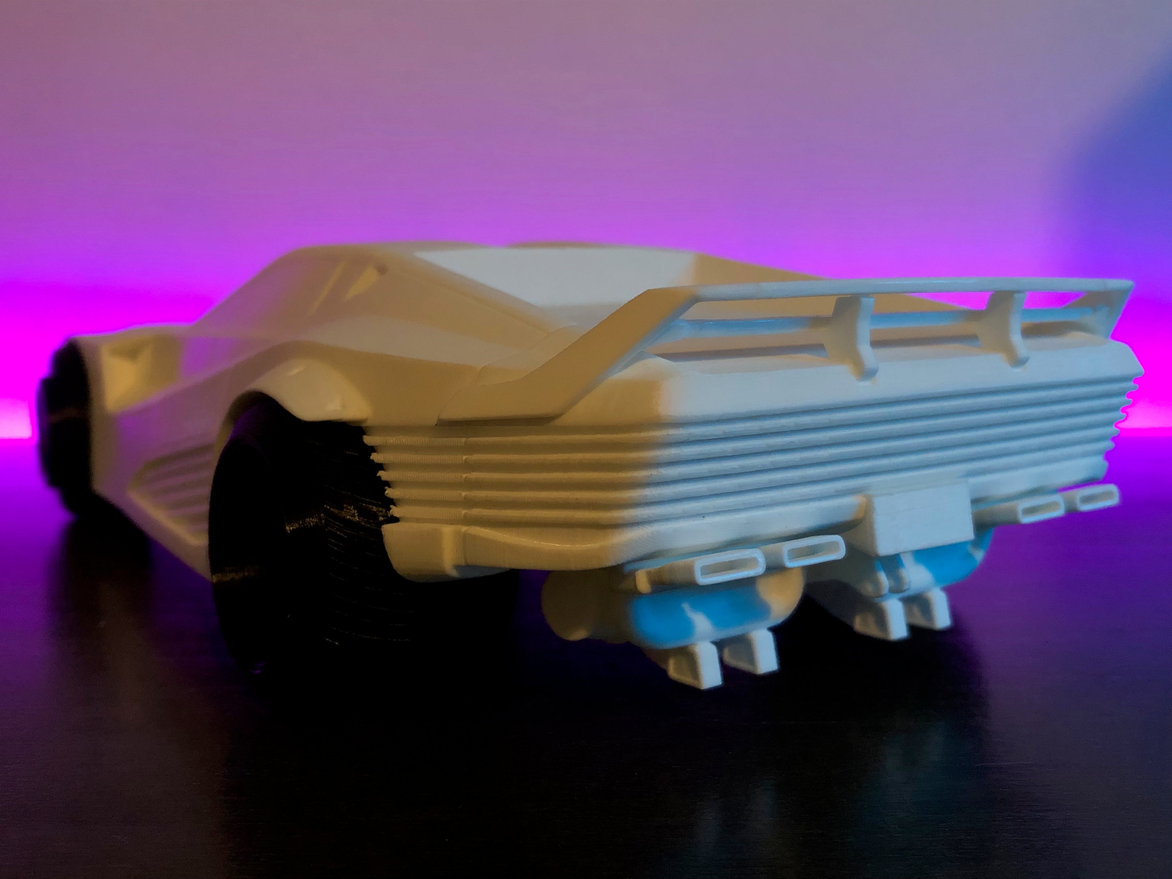 Split "Unterboden" with detailed exhausts
