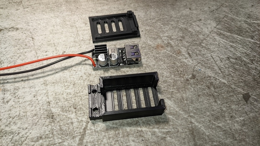 USB Voltage Converter 12-24V to 5V2A