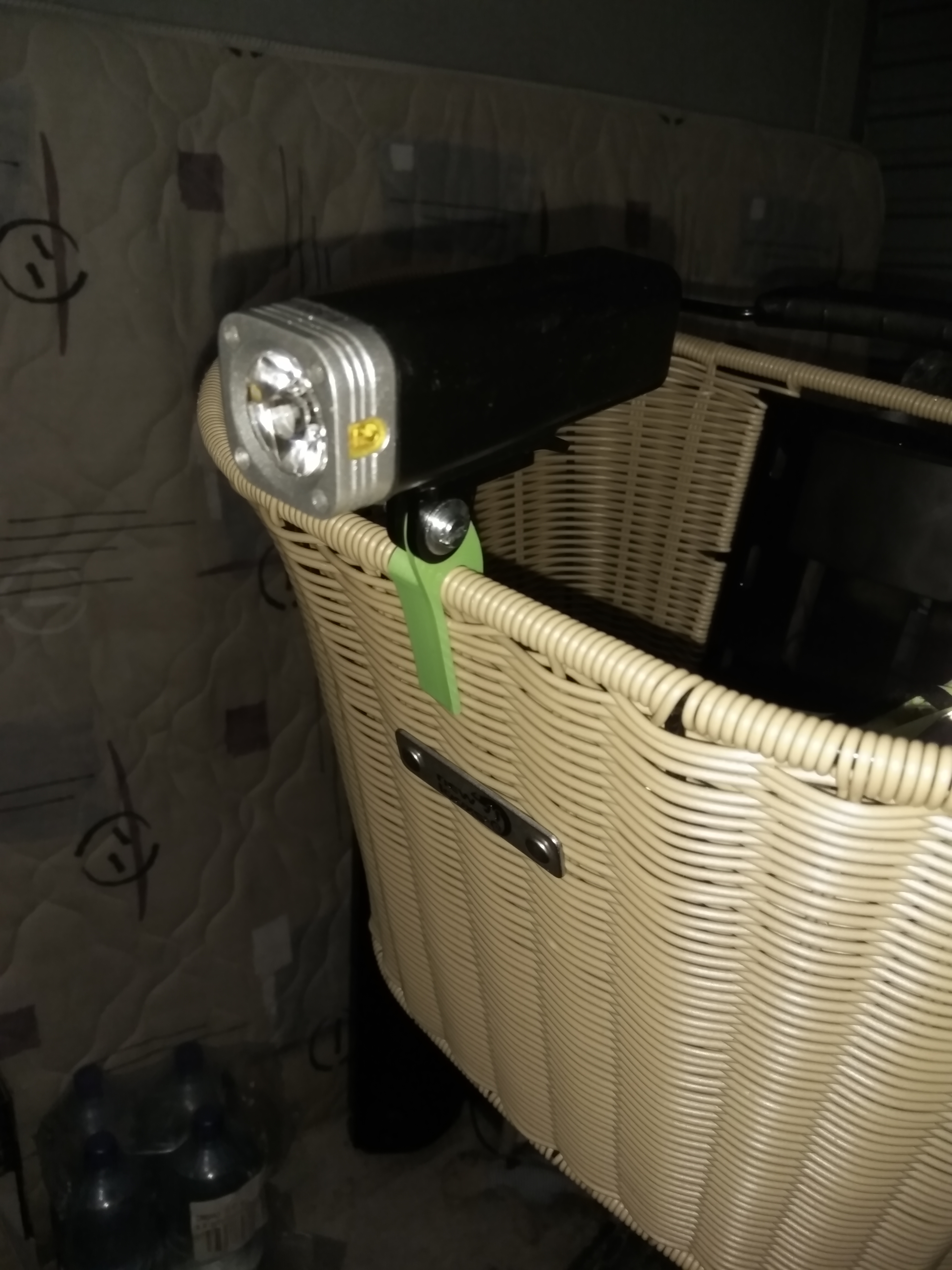Light clip