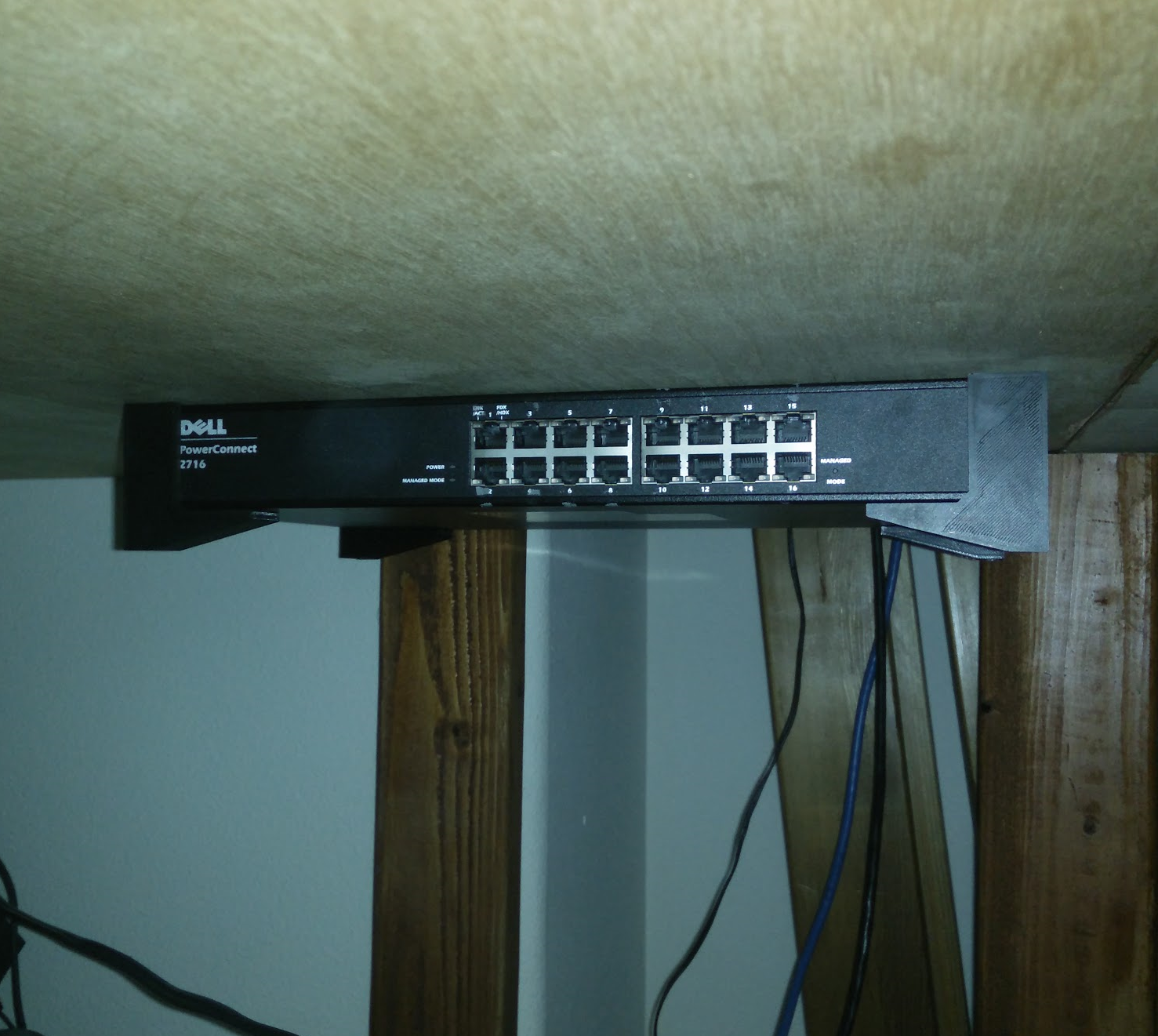 Single Screw 1U Brackets