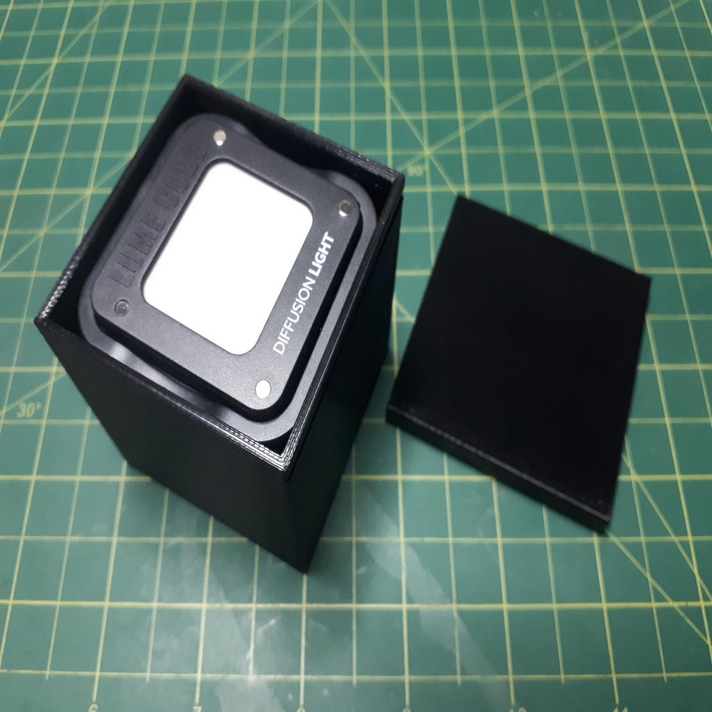 Lume Cube 2.0 Box
