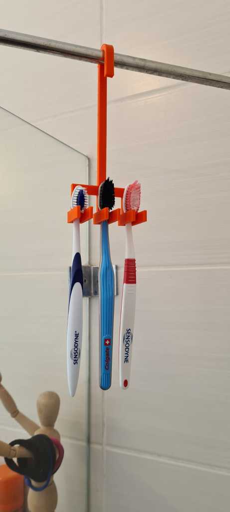 3 Tooth Brushes holder