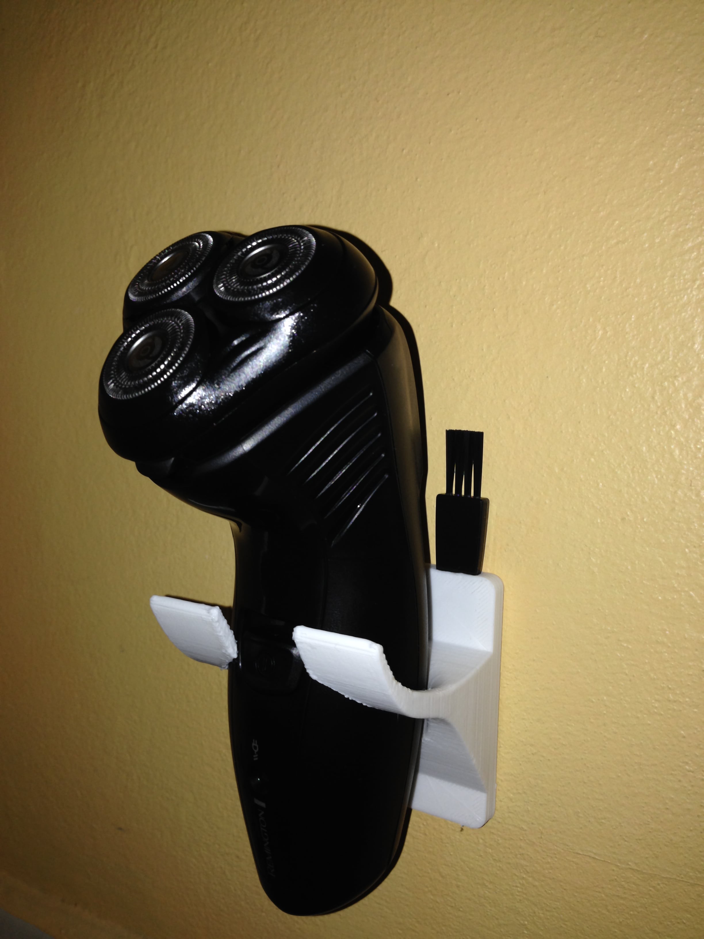 Remington R3 Shaving Razor Wall Mount