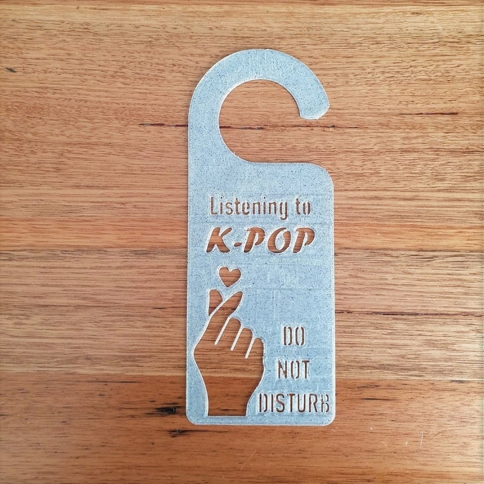 KPop door handle do not disturb sign