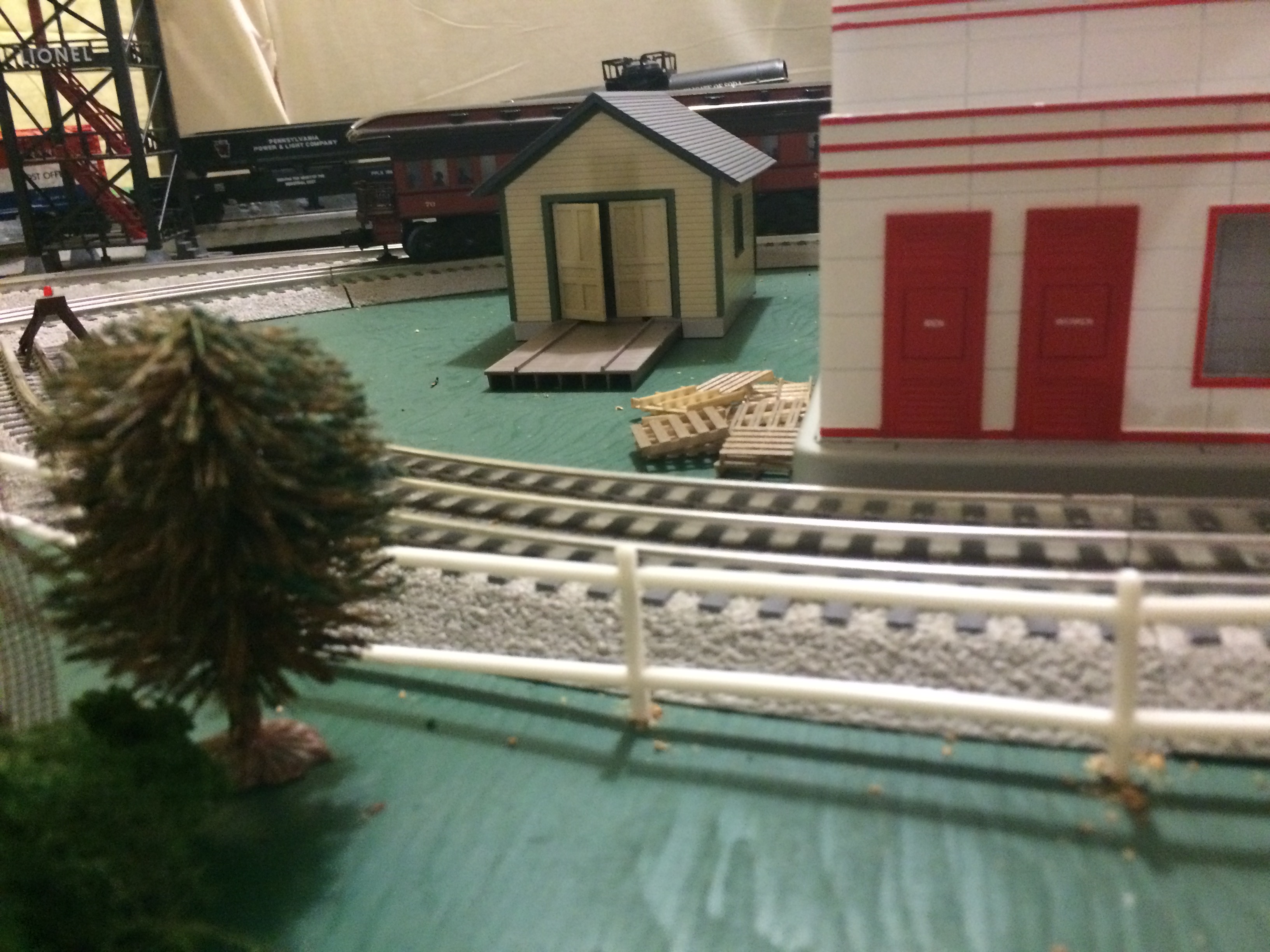 O scale pallet
