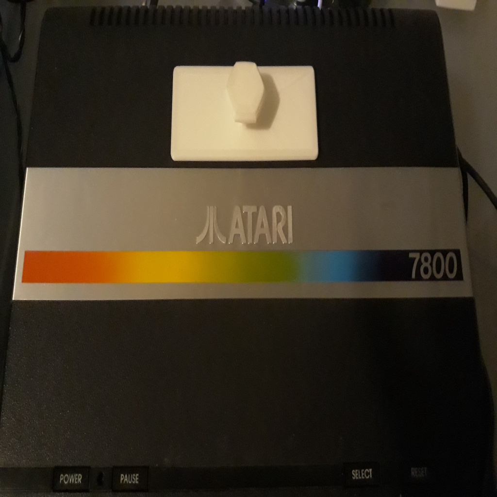 Atari 7800 dust cover