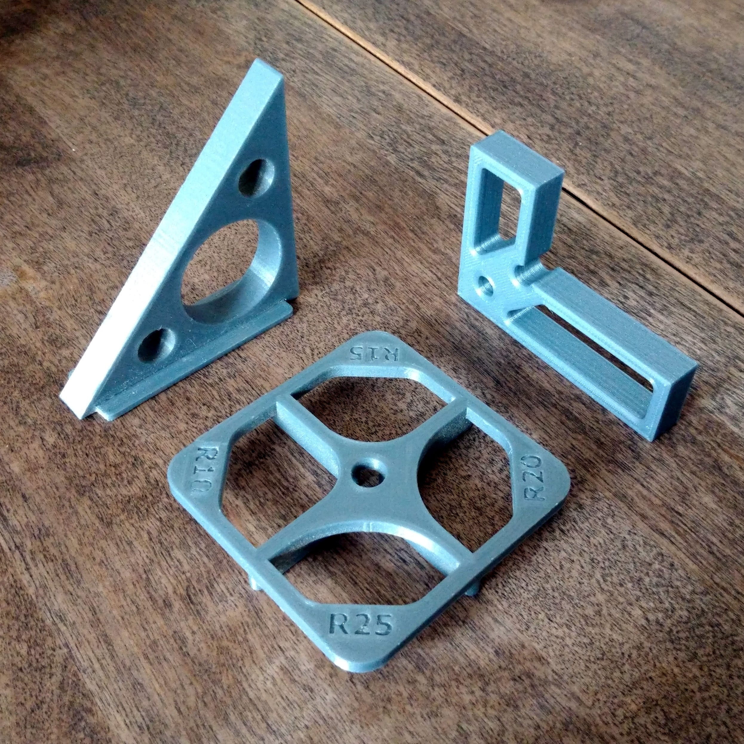 Pocket tools: Triangle square, try square and rounding stencil