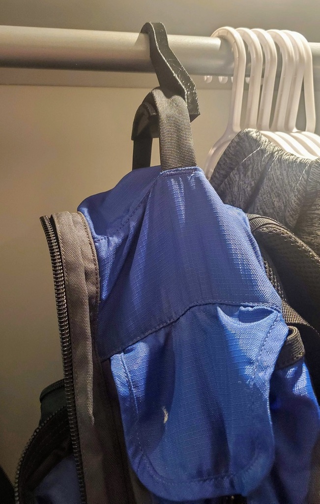 Backpack Hanger - Ver 1.0