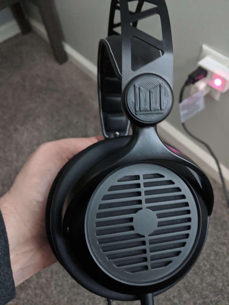 Monolith M560 replacement medalion