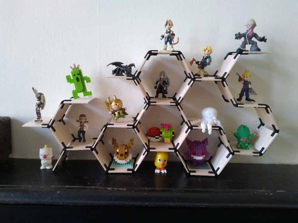 Hexagonal shelf for miniature