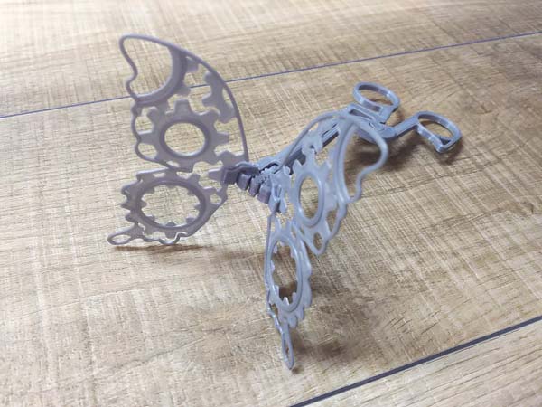 Mechanical butterfly (flapping toy)