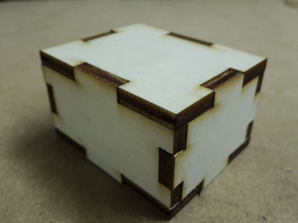 Simple parametric box generator for laser cut