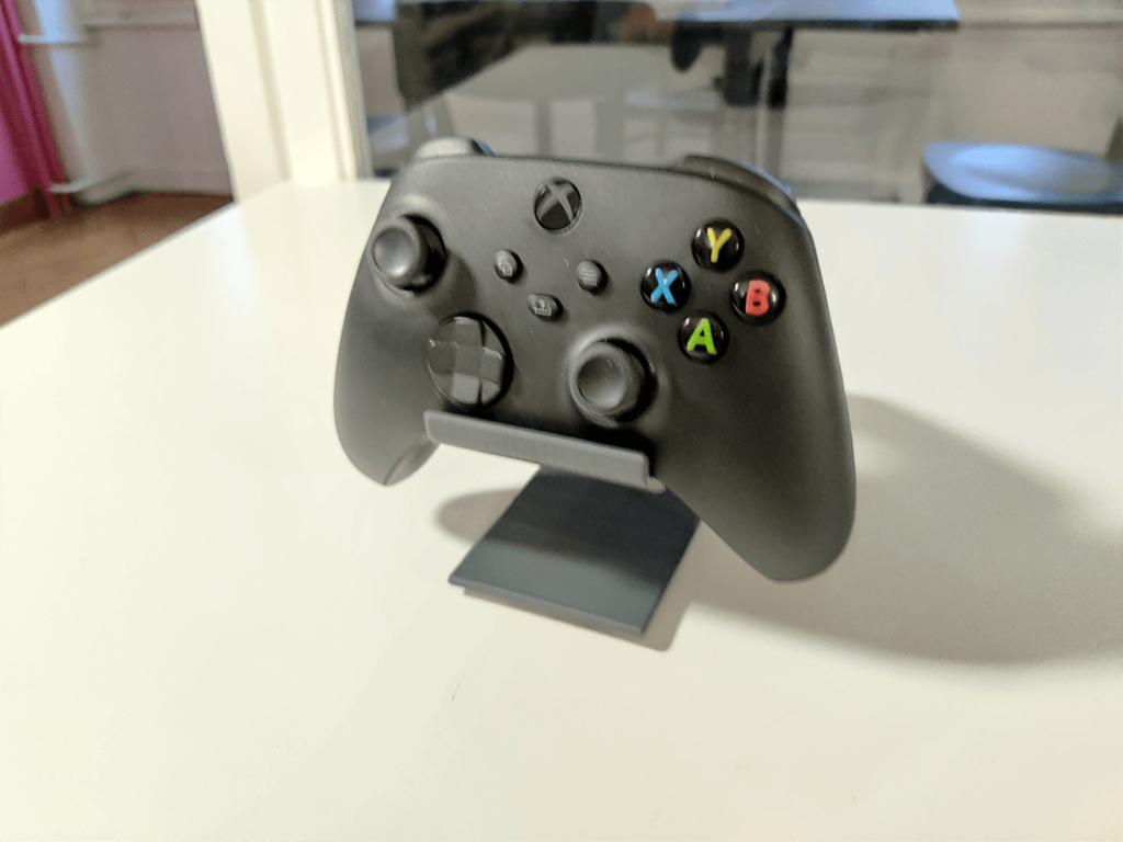 Stand for Xbox Controllers (Series X or S / One / 360)