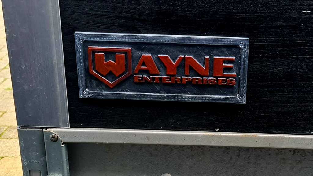 Wayne Enterprises company sign / Bruce Wayne / Batman