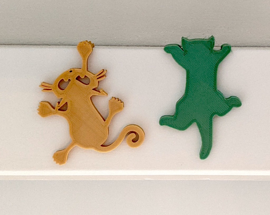 Hanging cats (2 designs)