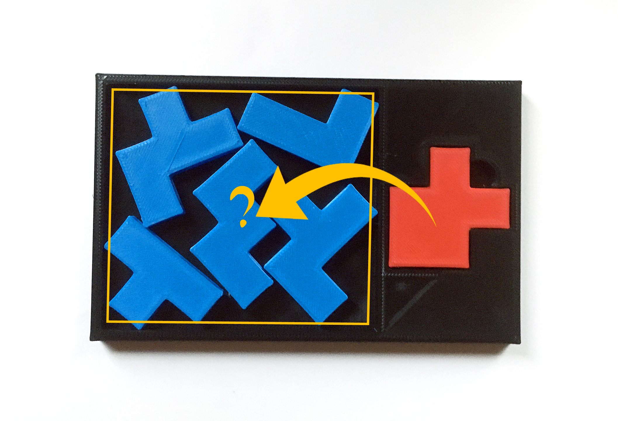 A fish in a pond - 2d packing puzzle by Simon Mesnard