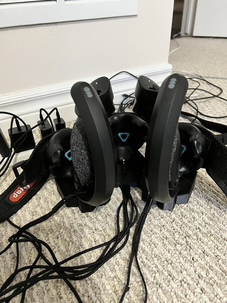 Valve Index Controller - VIVE Tracker Charger Stand Dock