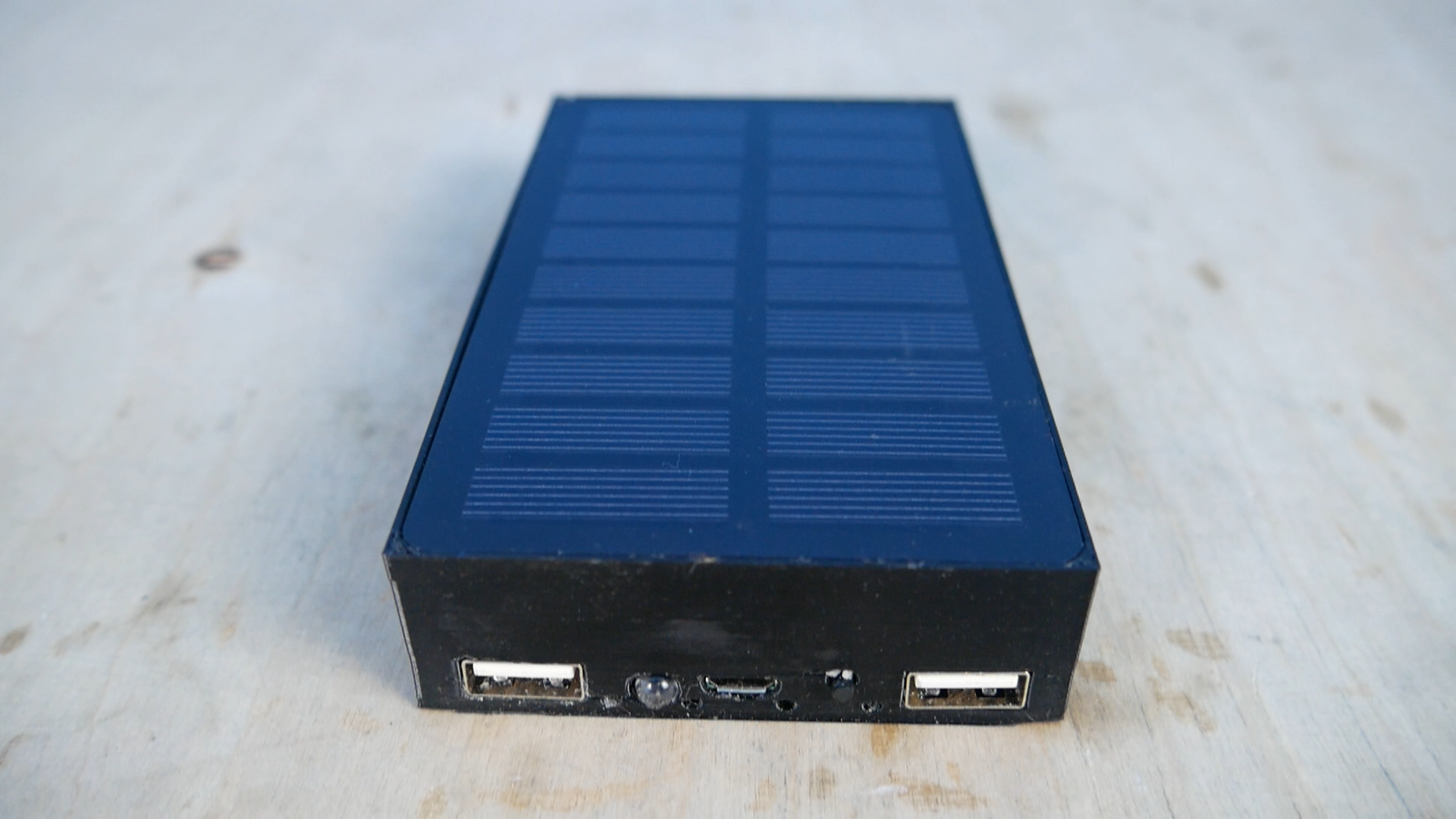 Solar powerbank