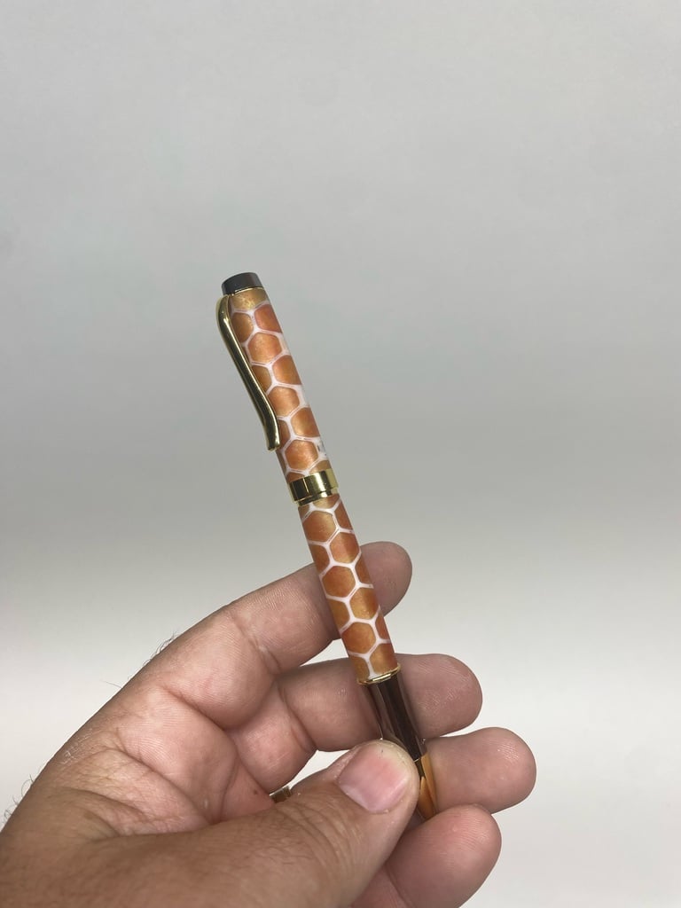 Honeycomb pen blank