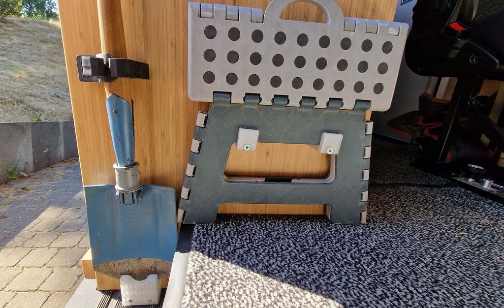 Folding step stool hook - support