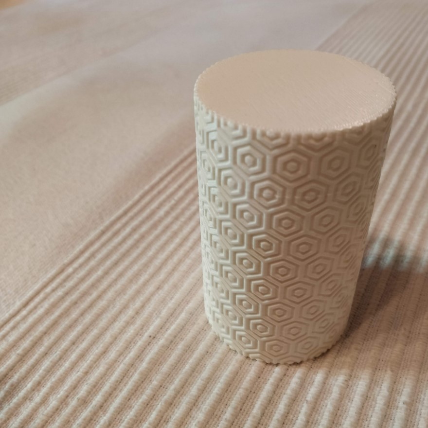 Cylinder textured box - Remix without thread