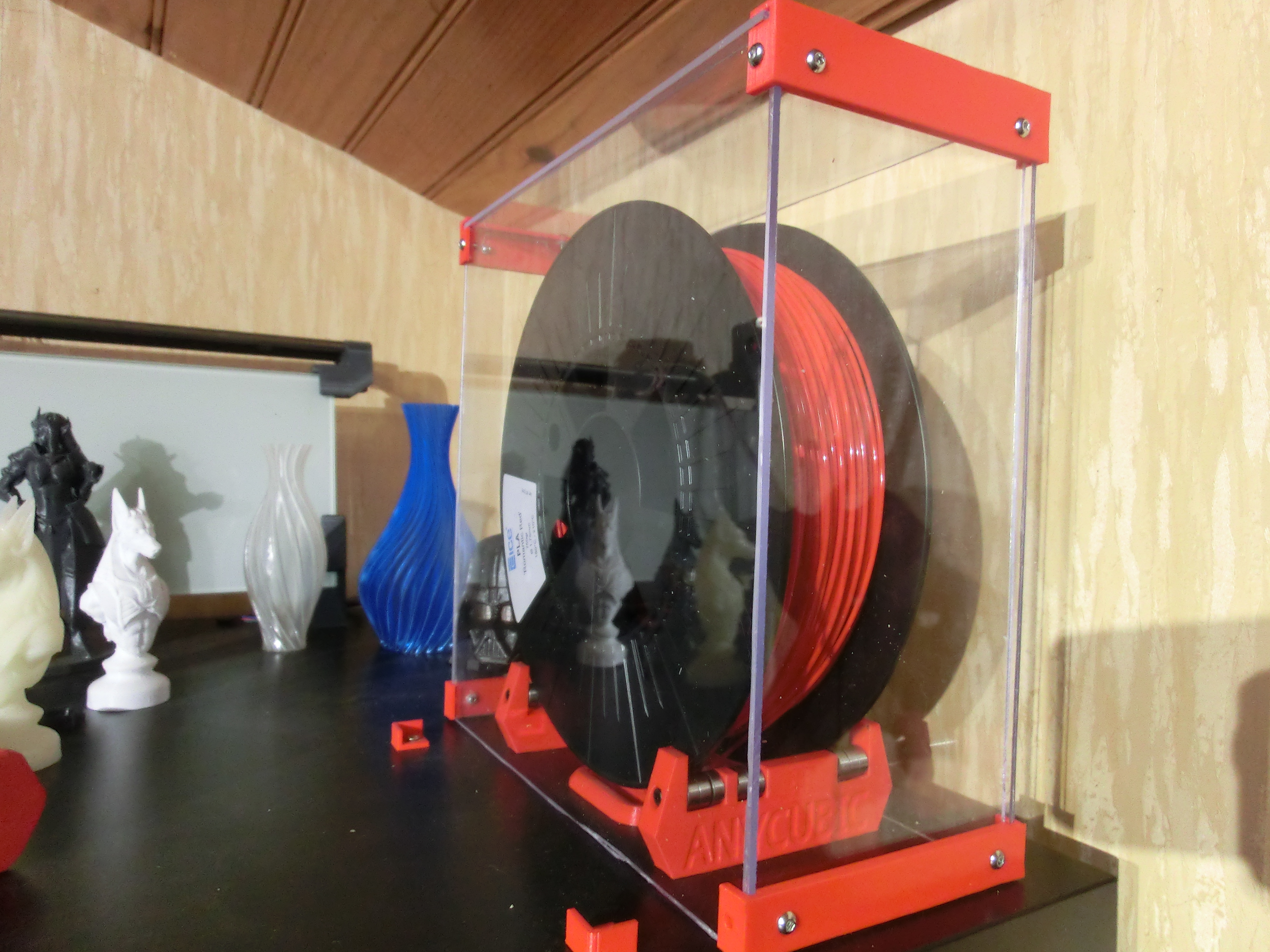 Antidust spool cover