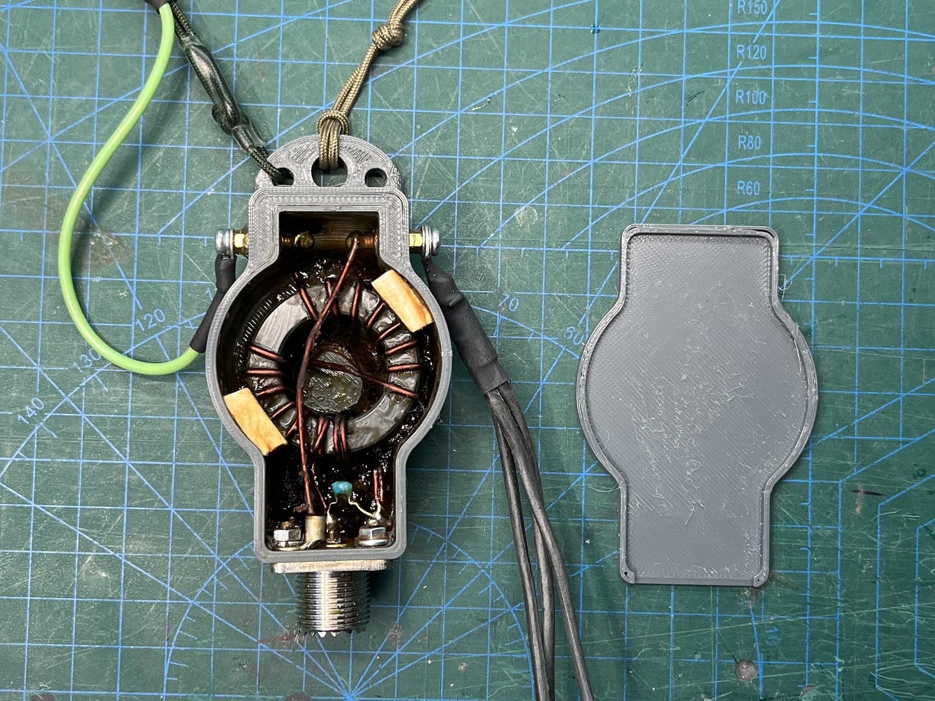 BALUN/UNUN case for FT140-43