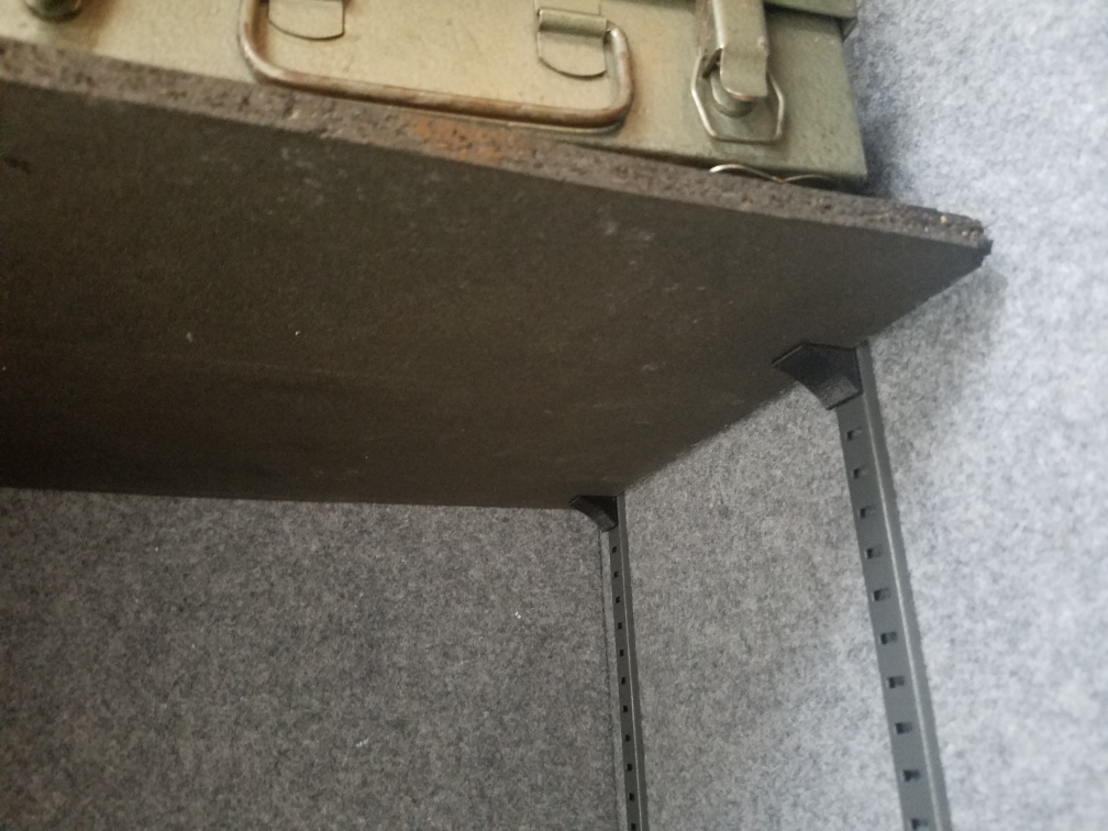 Shelf Clip for Rack Style