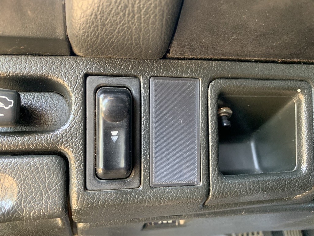 Honda CRX button delete panel