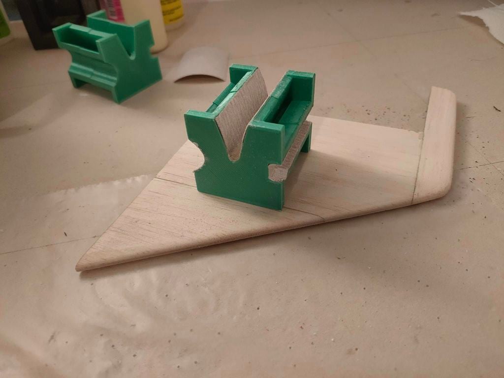 Sanding Block for Radio Controlled Plane Balsa surfaces