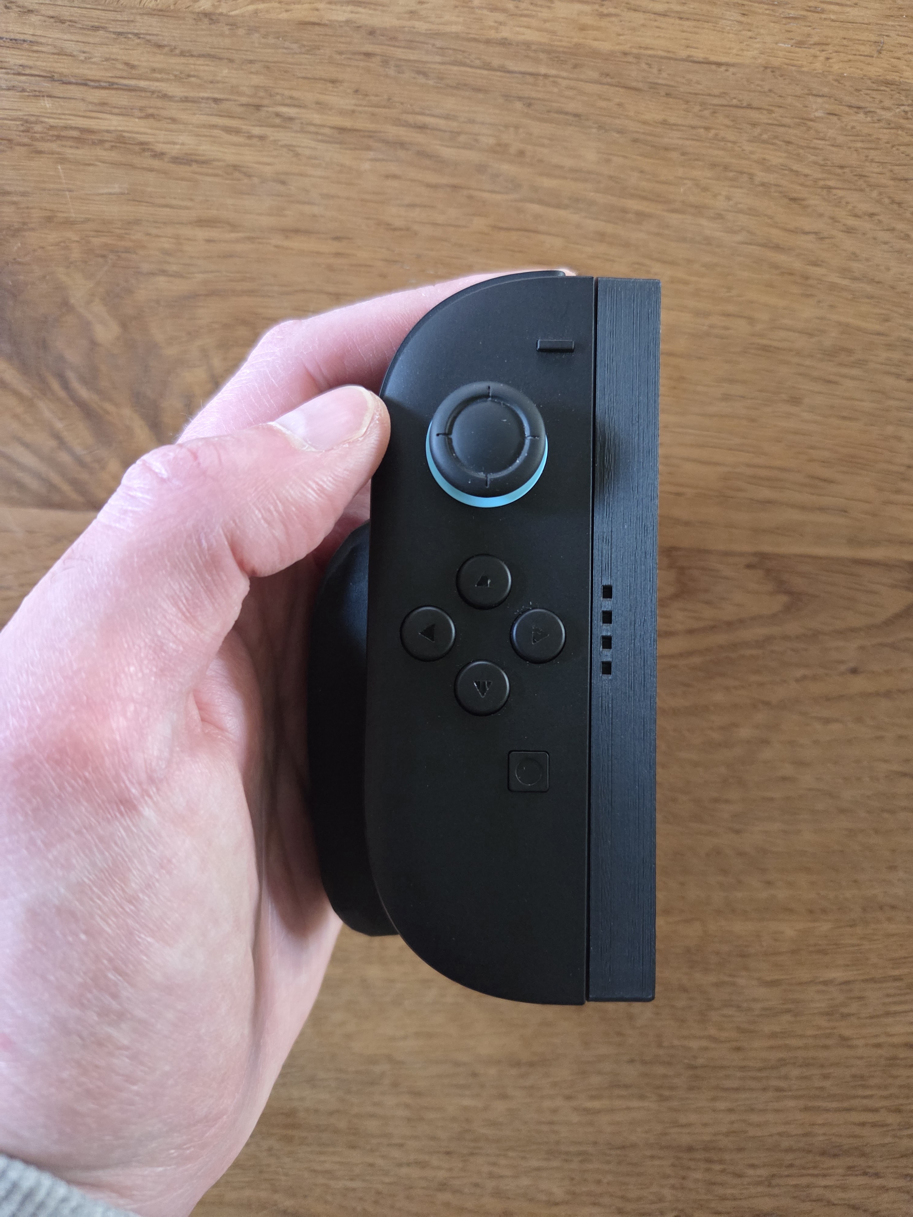 Switch 2 - separate Joy Con grips V2