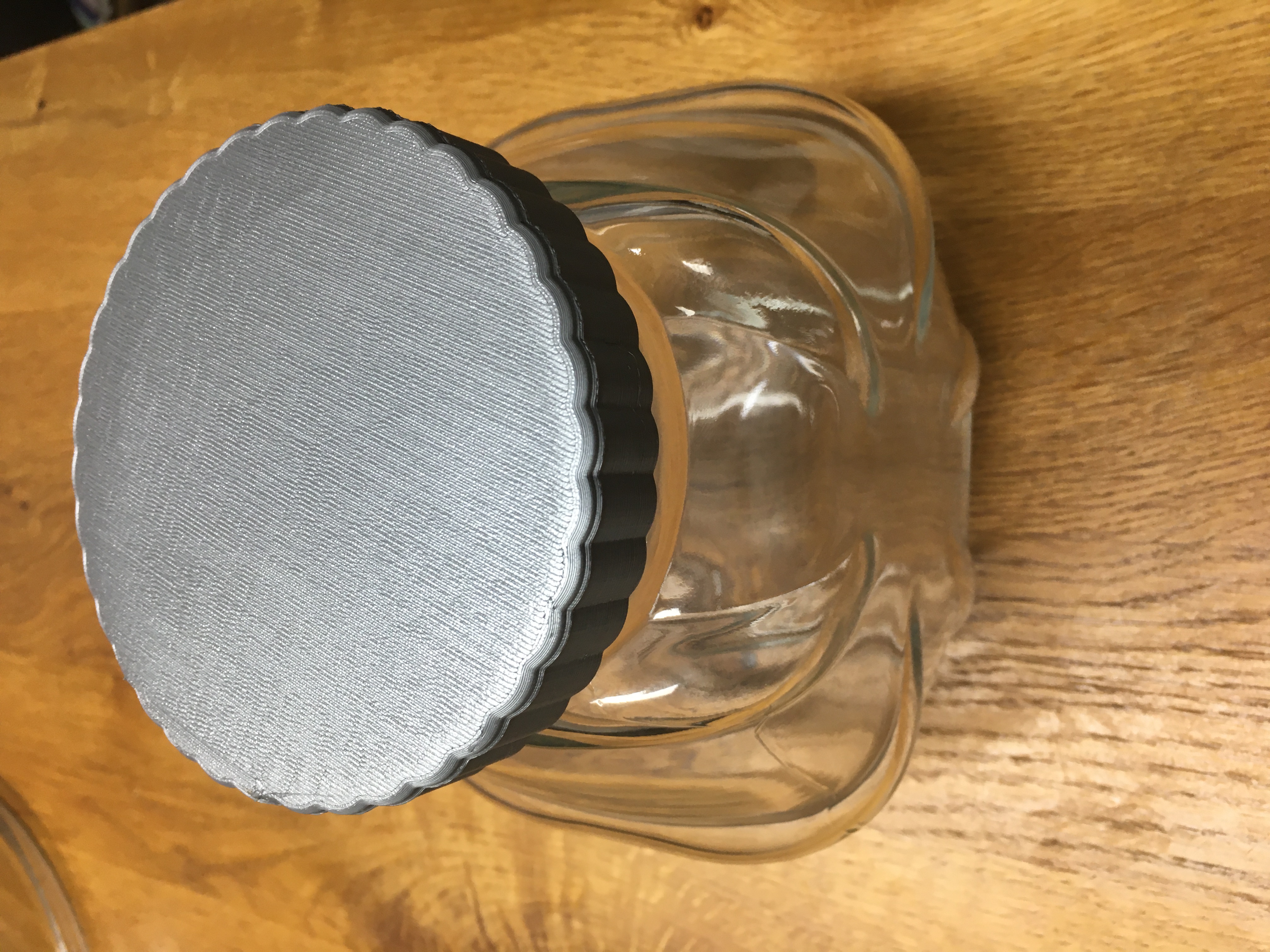 Lid for glass container with round thread - Deckel für Glasbehaelter