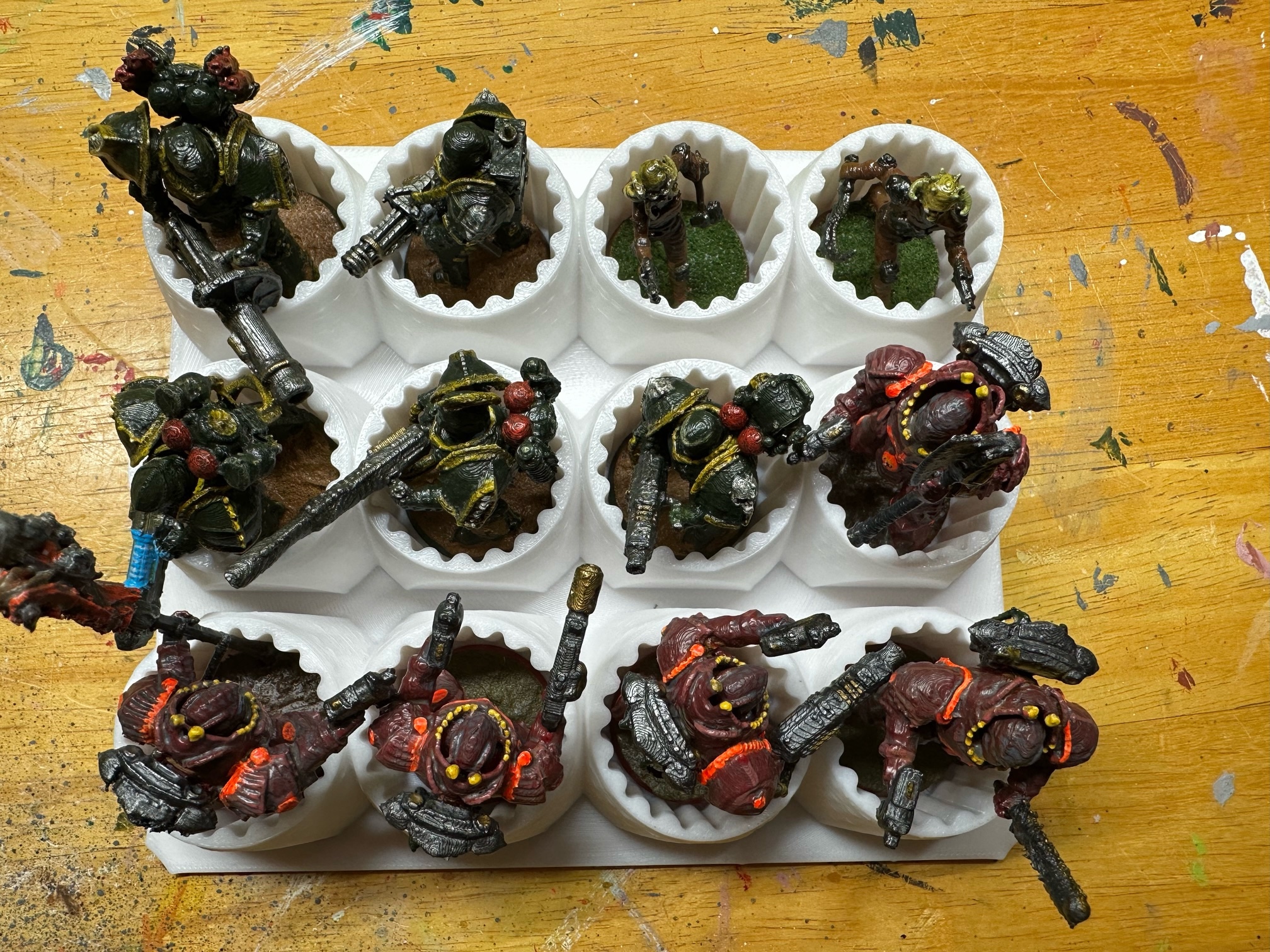 Miniature transport tray for Warhammer / Army models.