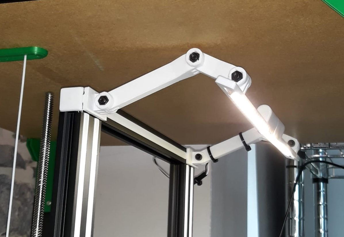 LED strip support for Voxelab Aquila / Ender 3 V2 and many more...