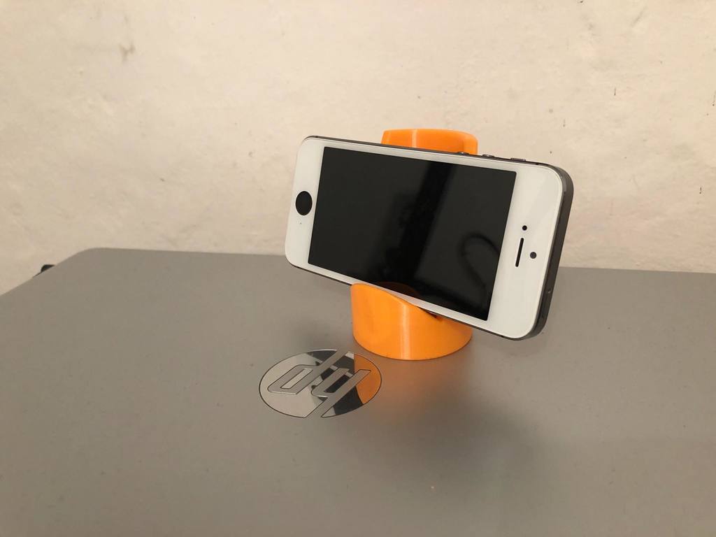 Phone holder low cost,easy print
