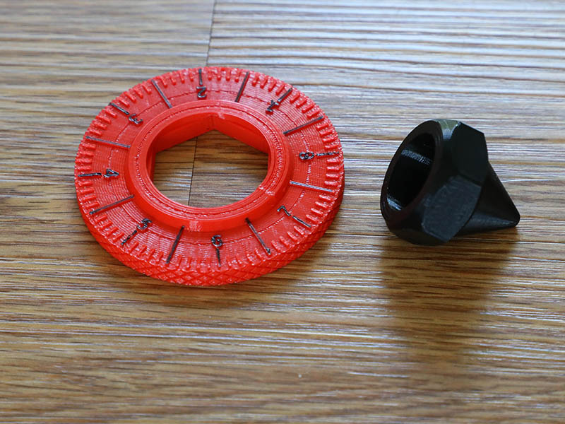 Spinning Top with Thumbwheel