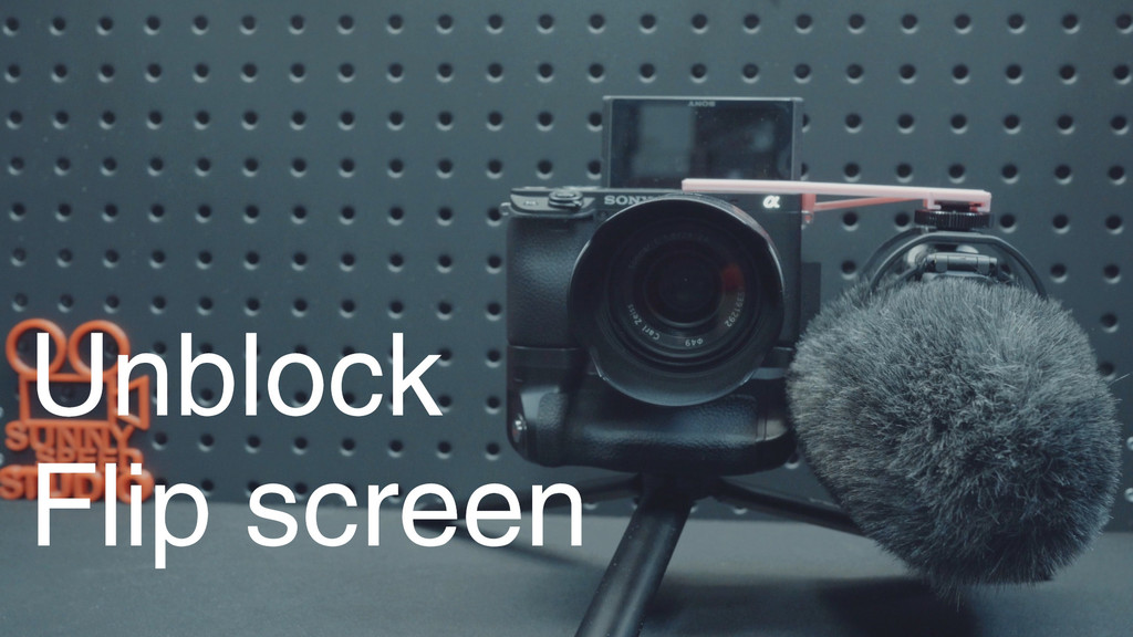 3D Printed Sony A6400 Microphone Mount | Unblock the flip screen
