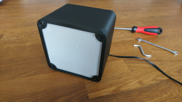 Simple Speaker Box