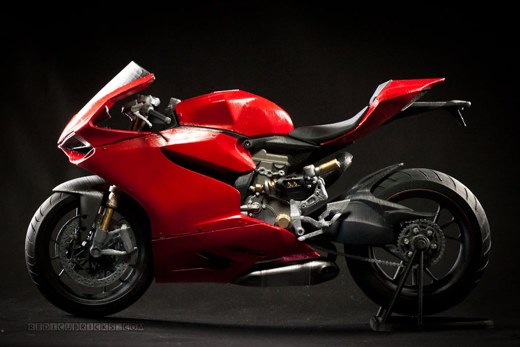 Ducati 1199 Superbike (WITH ASSEMBLY)