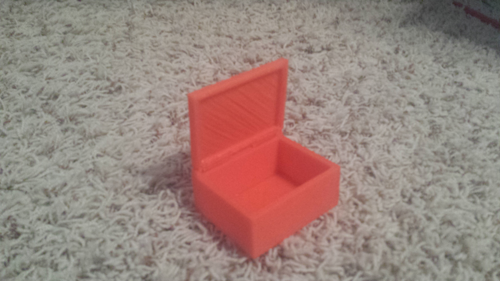 Box with hinge 1 piece print