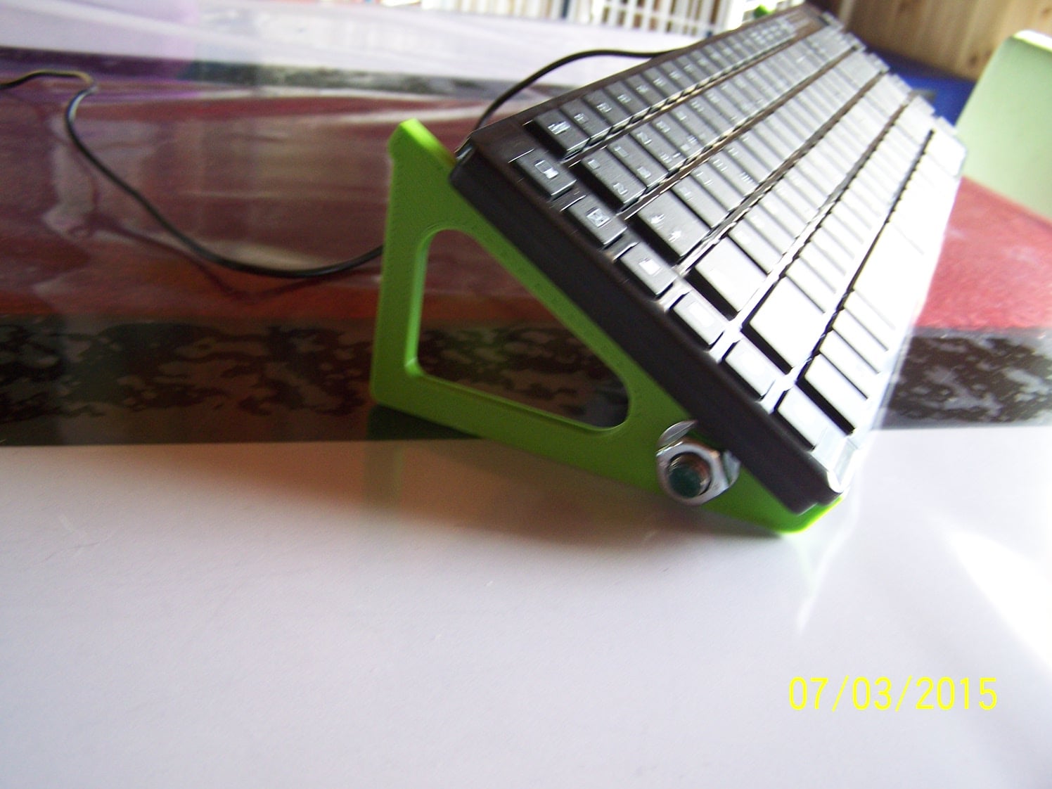Support de clavier a 30° pour clavier T'nB