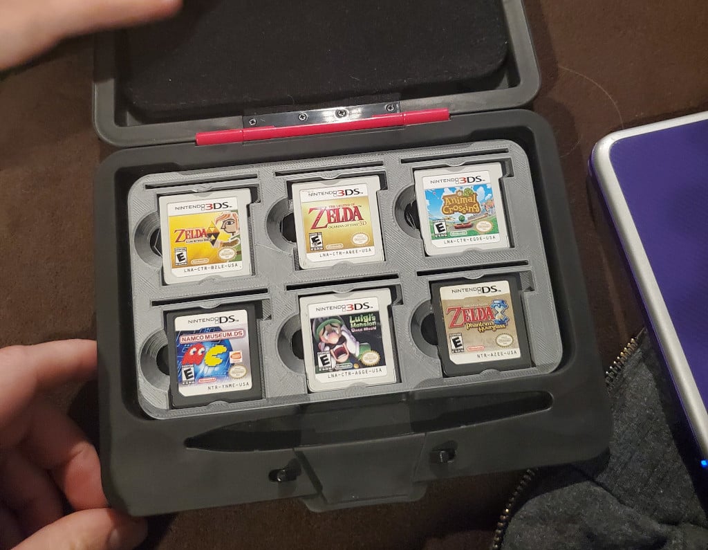 ds xl sized 3ds game holder
