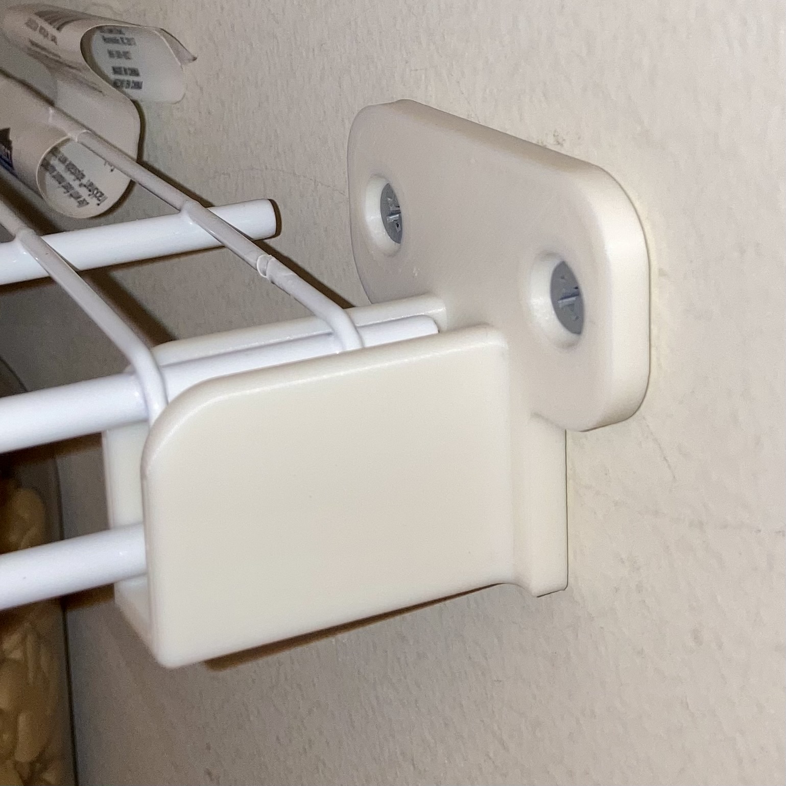 End Bracket for ClosetMaid and Project-Source Closet Shelving Systems