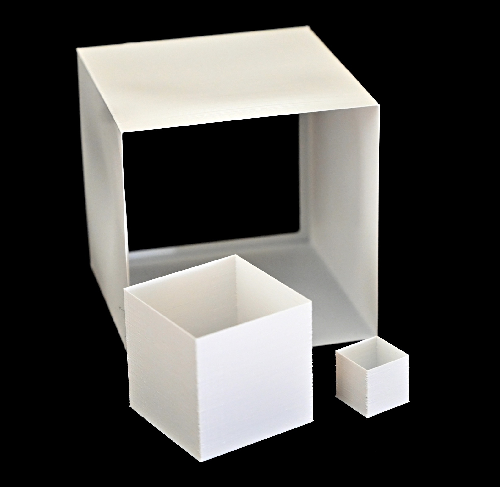 Minimalist Calibration Cube