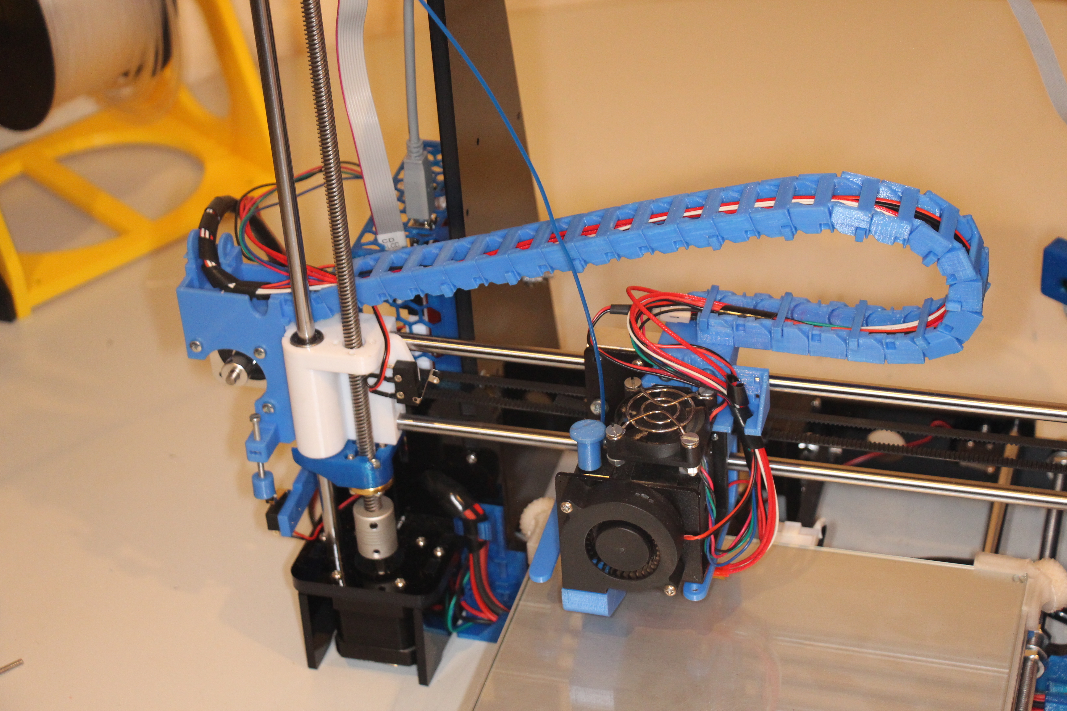 Y cable chain to extruder with Z-enstop for Anet A8 - left side
