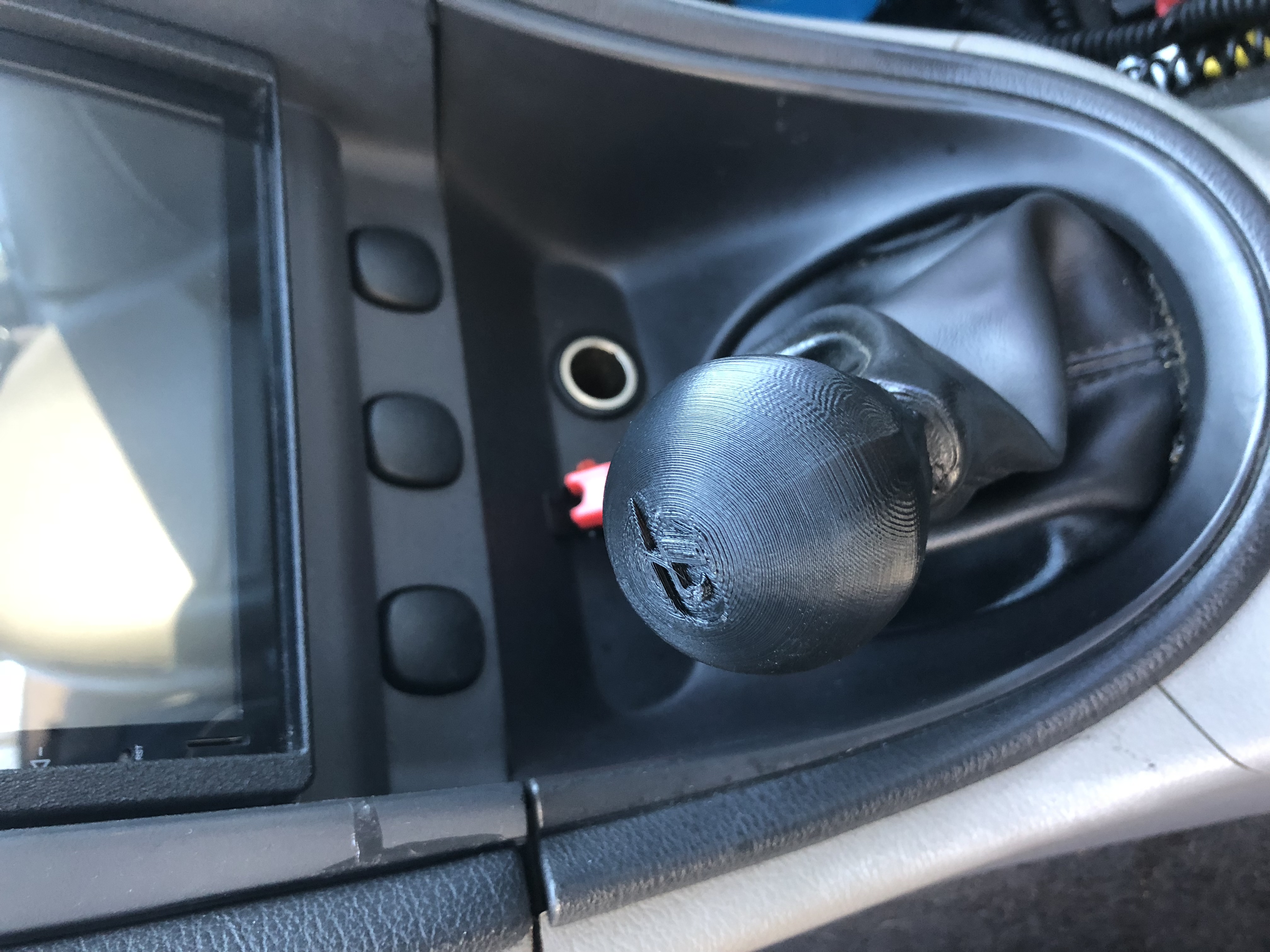 Mustang gt shifter knob (M12 X 1.75)
