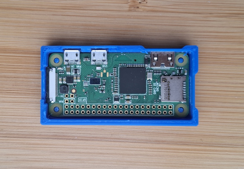 Raspberry Pi Zero & Zero 2 Case - Snapfit, Screwless, inc. heatsink & camera slot - Version 2
