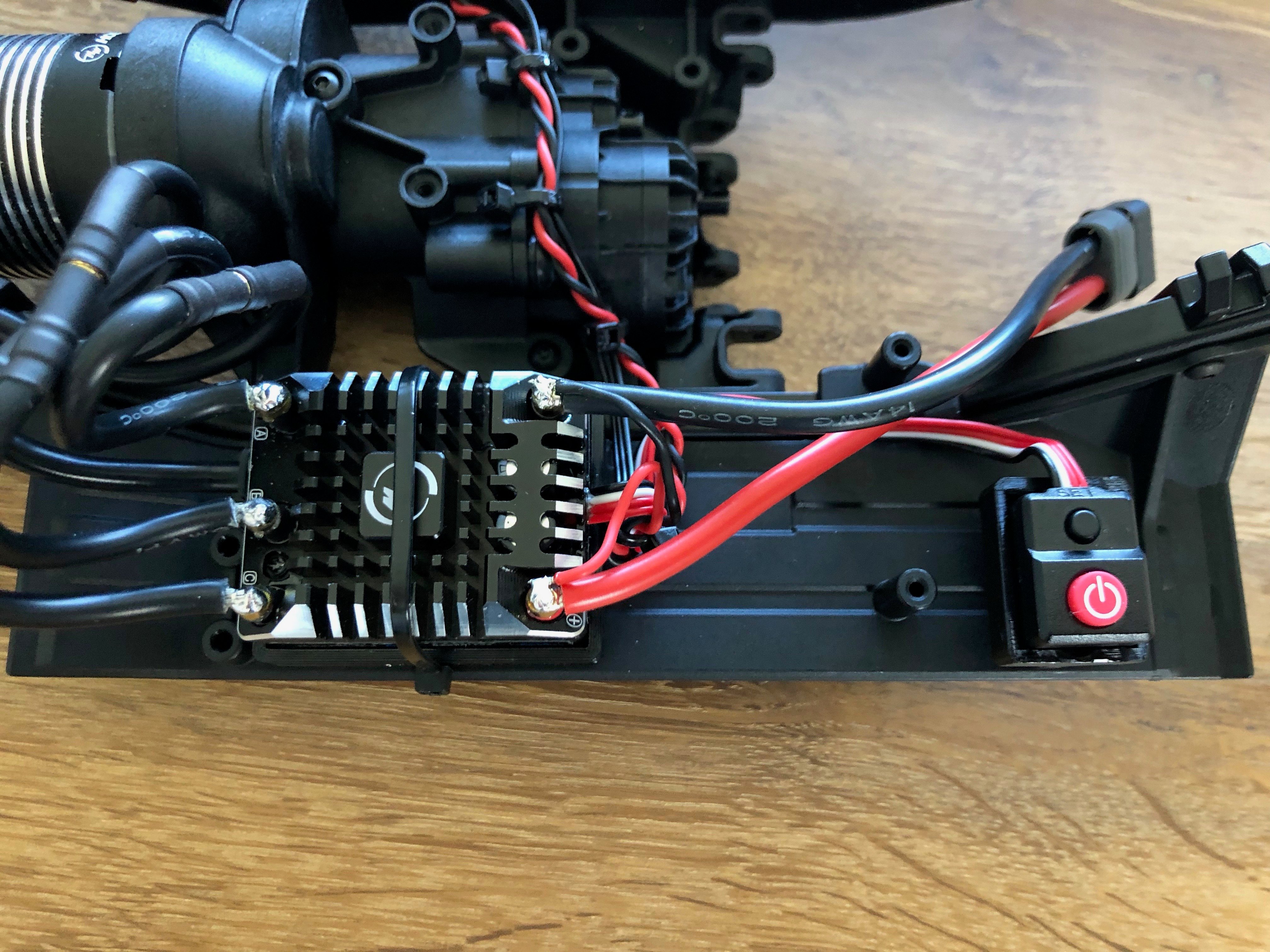 TRX-4 Hobbywing Axe ESC Mount